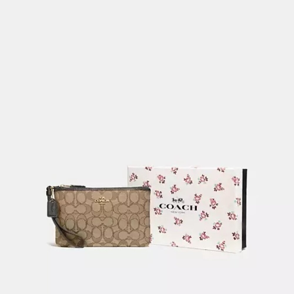 Coach Boxed Small Wristlet In Signature Jacquard NWB